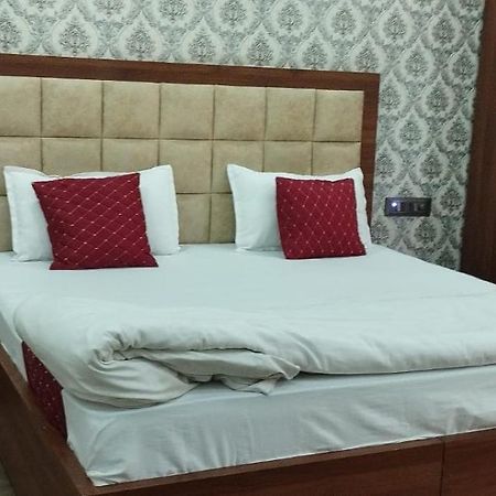 The Singhasan Nd Saffron Hotel Jind Exteriör bild